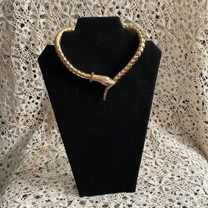 Vintage 1940’s era, articulated golden jeweled snake collar necklace.